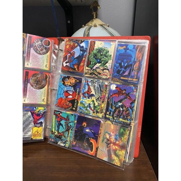 Vintage 90s Marvel Trading Card Binder. Spider-Man, Super man, X-Men Hol… - Picture 8 of 14